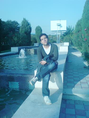 hossein&nbsp;azhdari