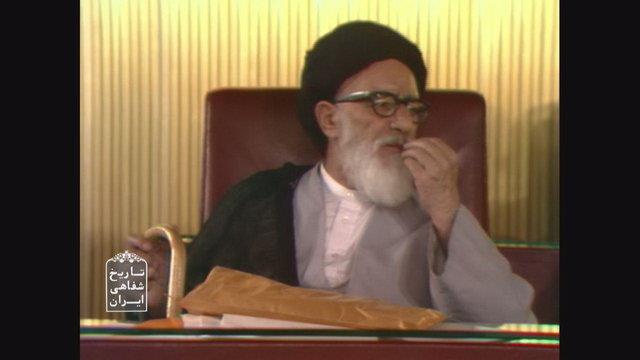  آیت‌الله طالقانی سیگار می‌کشید؟