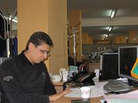 این عکس من درمحل کار