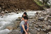 dar kenare doustam mehrdad dar sardab roud