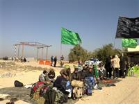 my fiends from another country ,visit holy shrine by walk