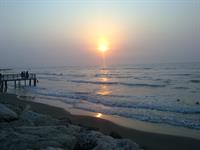 in axo khodam gereftam