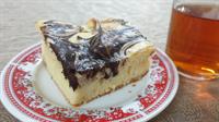 making cake at home