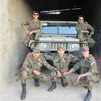 sar baziii maroo bebiiin