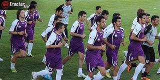 همه فوتباليا دوره هم هستيم خوشحالم