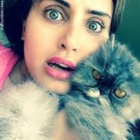 inja fek konam taraf behesh gofte elnazii naz nistiya aslan!!!!!elnazam mighe vaghaaaaan???!!!!!bad gorbehe be yaro negha mikone mighe bezar az baghalesh biyam payin yek hali azt begiram ke!!!khhhhhhhhhh