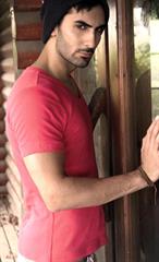 harChi adame khushgele to site baYad biae