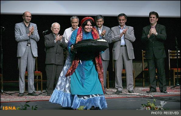 تالار وحدت رنگ شادی اصیل ایرانی را به خود دید
