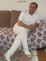 روشنی و پاکی را در سفیدی سفید می بینم و به پوشیدن سفید سفید خودرا سفید و پاک می بینم...
