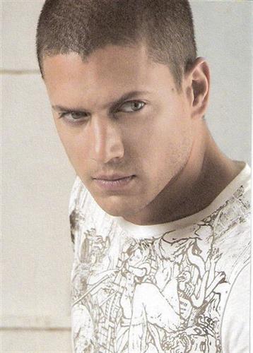 hossein&nbsp;zeraatkar