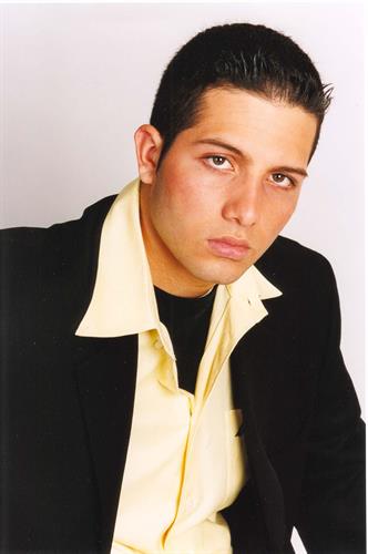 farshad&nbsp;azariyan