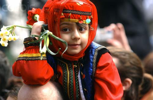 من حسین هستم و تو میلم منتظر شما هستم&nbsp;athari