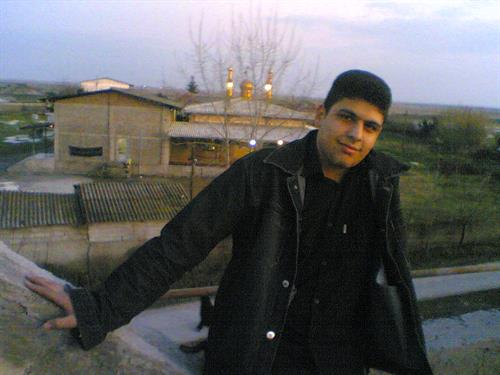 tahmasb&nbsp;arab roshan