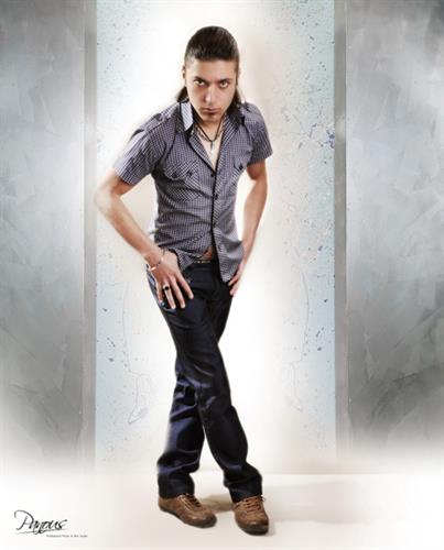 babak&nbsp;cheshm abi