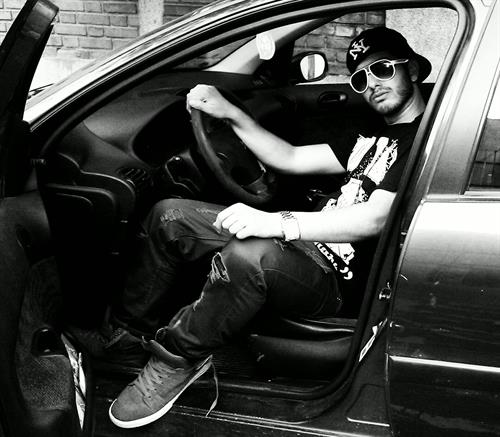 a m i r &nbsp;yosefi