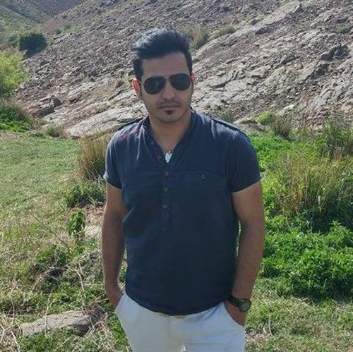 hossein&nbsp;khorshidi