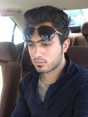 علی&nbsp;استواری