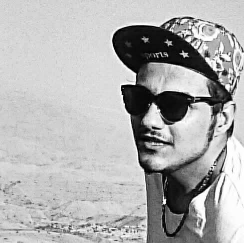 علی&nbsp;85325