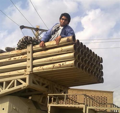 sadra&nbsp;pesar yakhi