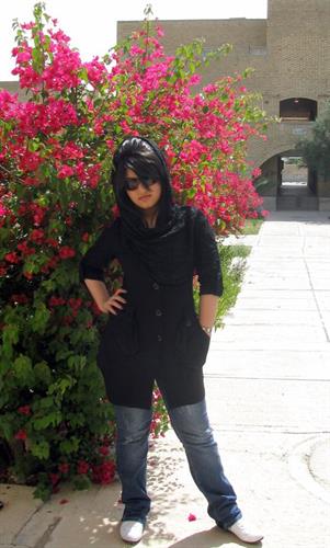 asoo&nbsp;zarin eqbal