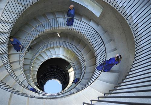 reza&nbsp;r_bn002@yahoo.com