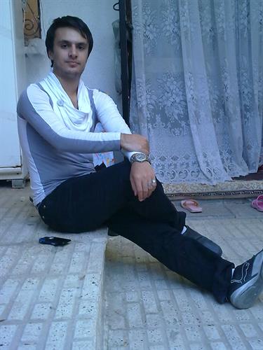 shayan&nbsp;pouyan pour