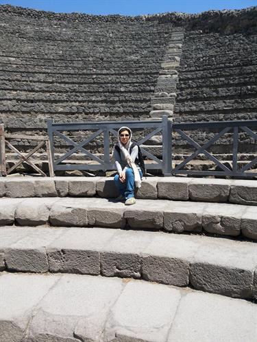 مینا&nbsp;یاری