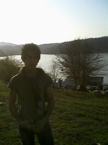 milad&nbsp;farzadmehr