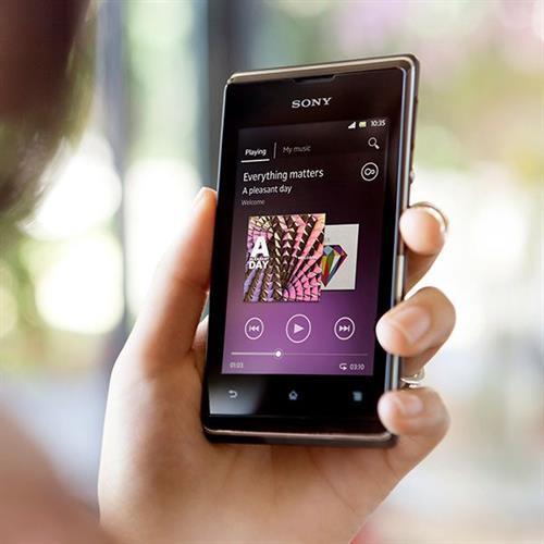 سیامک&nbsp;ستاربهرابادی