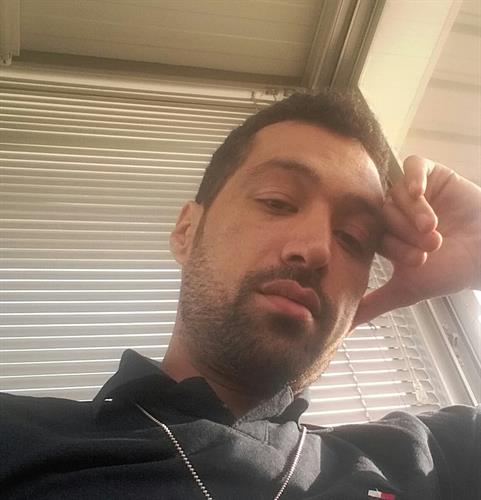 علی&nbsp;آریایی