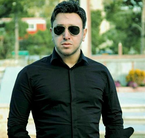 فرزاد&nbsp;فرزین