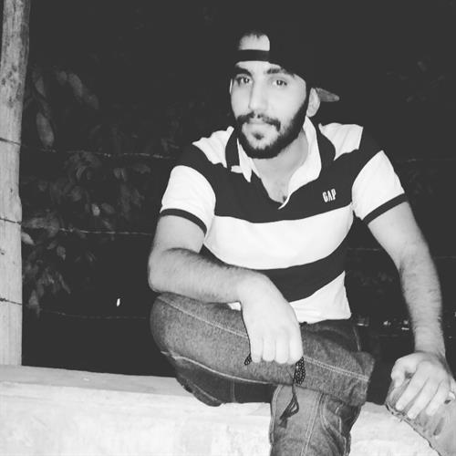 احسان&nbsp;آفرین