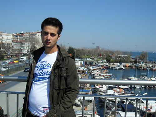 حمید&nbsp;مقدم