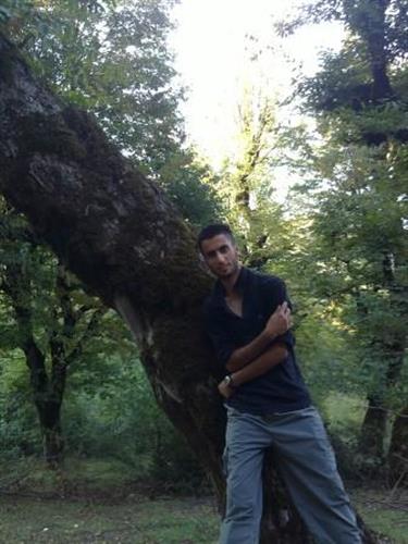 mehdi emi&nbsp;deravi