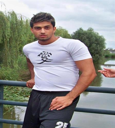 farhad&nbsp;rezainasab