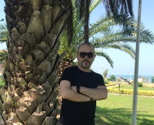 كاوه&nbsp;يگانه