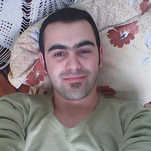 کامیار&nbsp;گیلانی