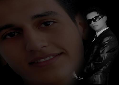 mahmood&nbsp;azari