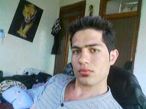 reza&nbsp; شب خیز