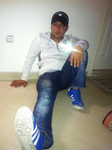 maysam&nbsp;akbare