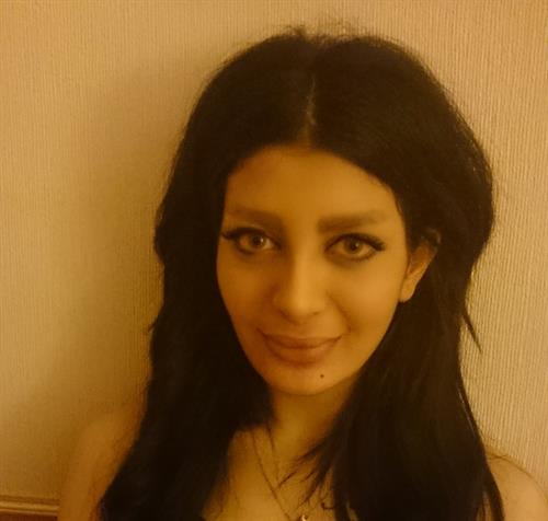 دیانا &nbsp;عزیزی