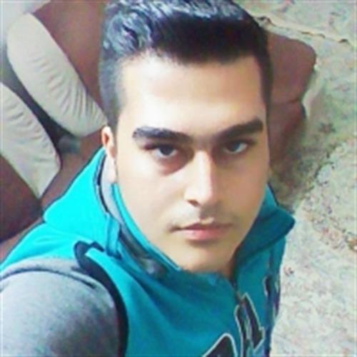 بهنام&nbsp;حسینی