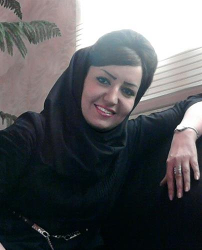 banafshe&nbsp;karimi