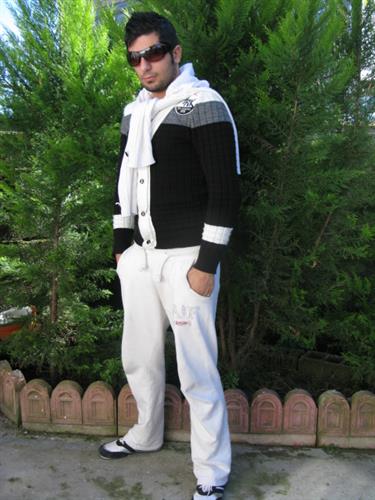 behnam&nbsp;taghizadeh