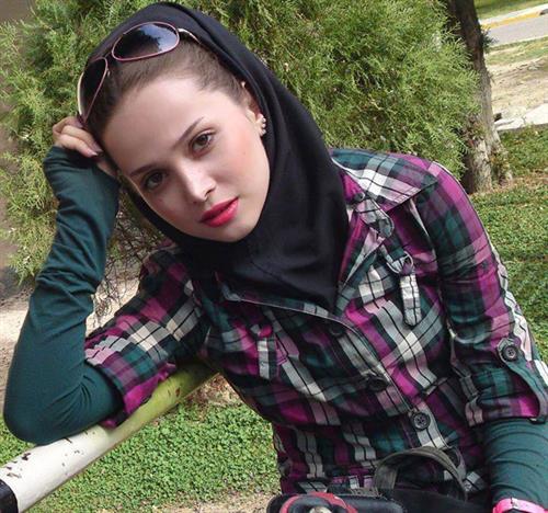 آزاده&nbsp;مهدویانی