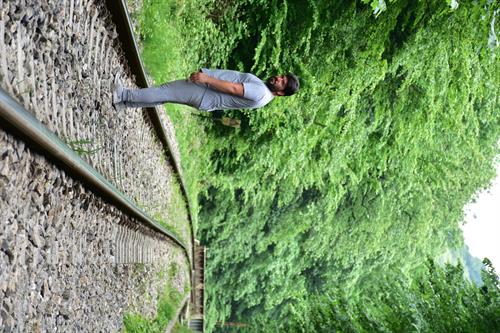 محسن&nbsp;صادقی