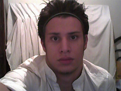 pouyan&nbsp;khosravi