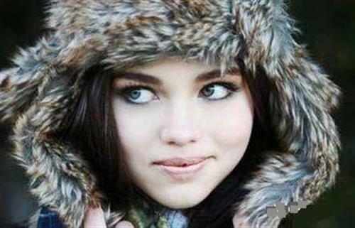 hasti&nbsp;shayesteh